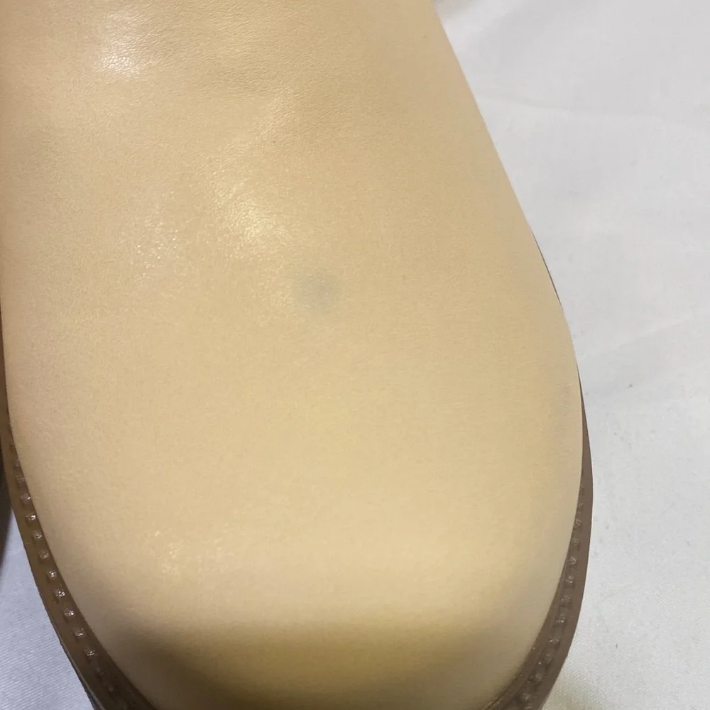 Journee Collection Women's Tan Winter‎ Boots